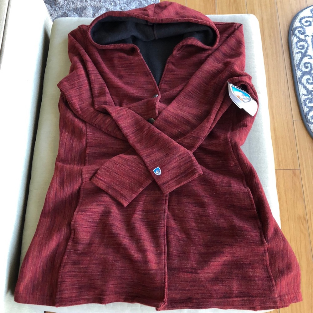 Kuhl Women’s sienna colored sweater, size XL